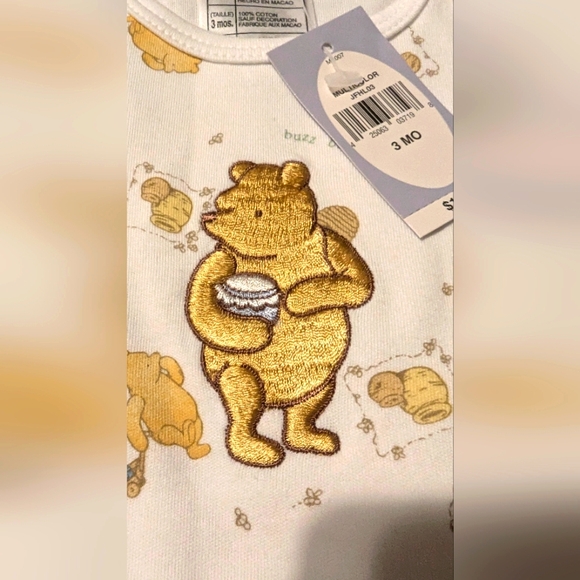 Disney 4 piece Pooh bundle - Picture 3 of 6